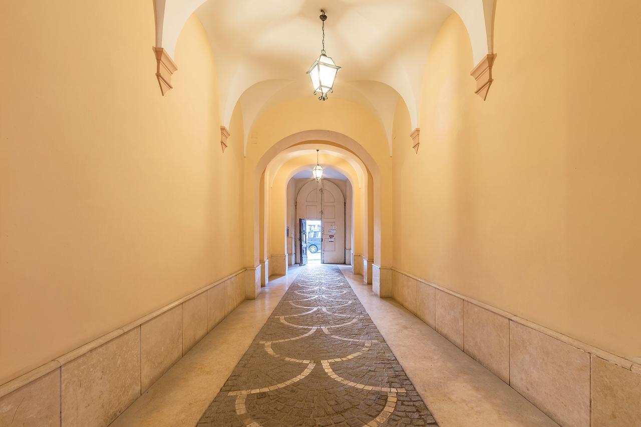 Sweet Little Suite Near Pantheon Rome Exterior photo